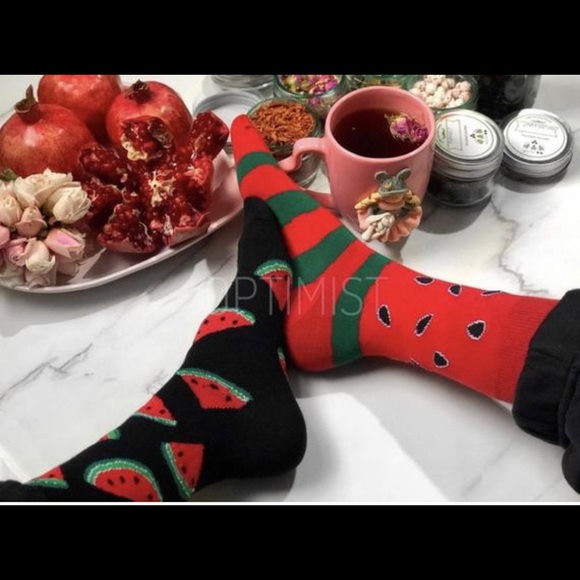Crazy fun unmatched socks! - Picture 4 of 16